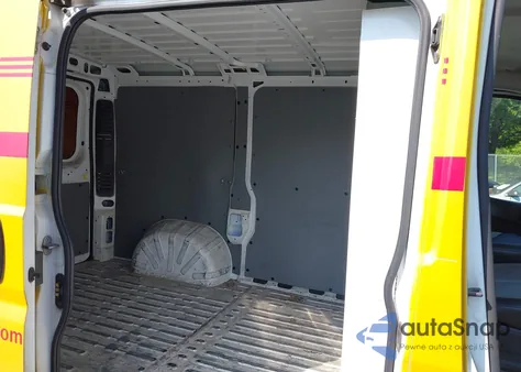 2019 Ram Promaster 1500 Low Roof 118 Wb из США, поврежденный, VIN 3C6TRVNG4KE535176